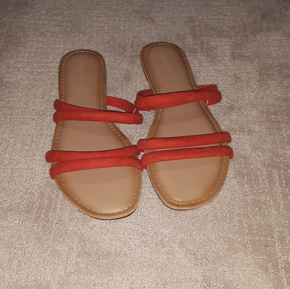Old navy slip on sandals
